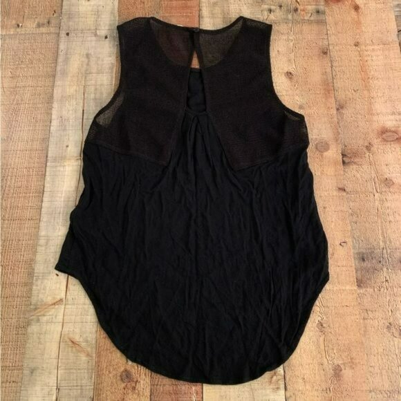 Elodie black Sleeveless top with mesh back size Medium - Picture 4 of 7
